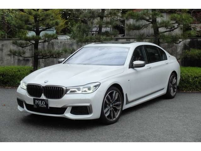7シリーズM760Li xドライブ 4WD