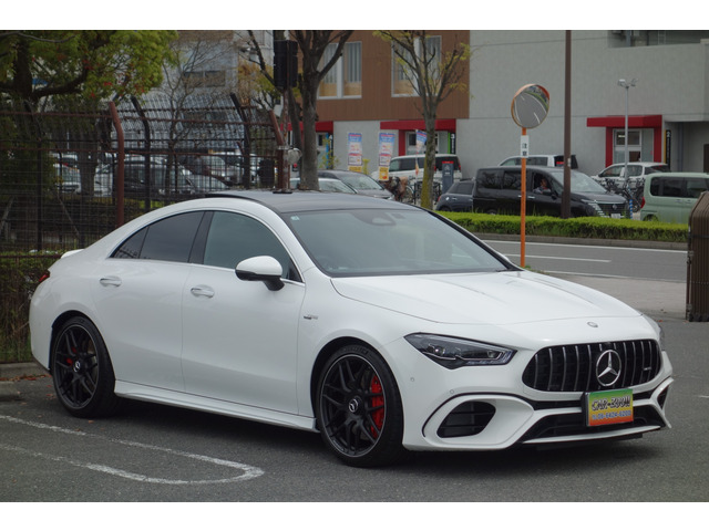 CLAクラスAMG CLA45 S 4マチックプラス 4WD