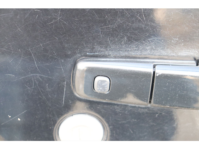 �{���l�b�g�ɃG�N�{�L�Y������܂��B