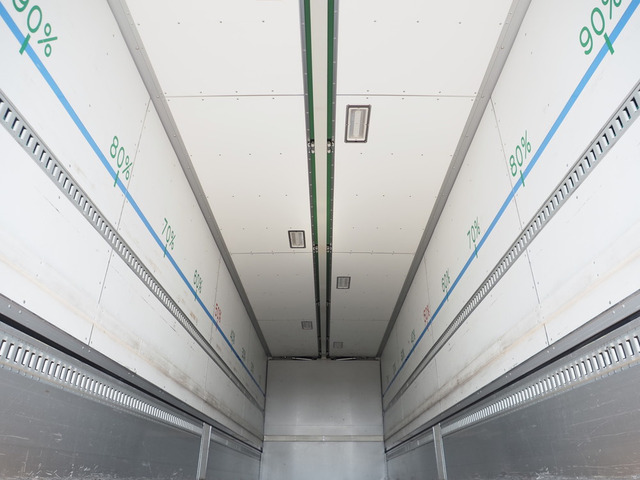 プロフィアウィング