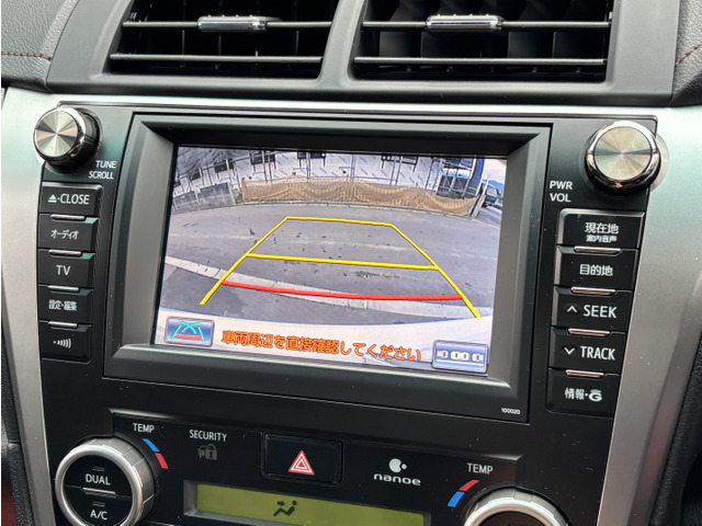 �o�b�N���j�^�[