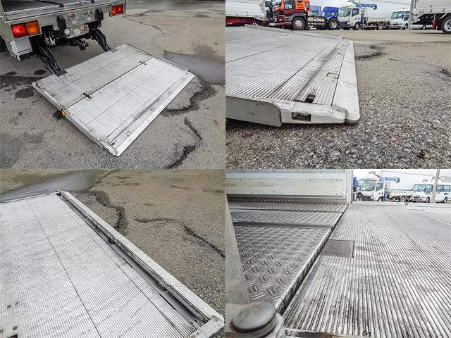 �V���a���i�[�p���[�Q�[�g