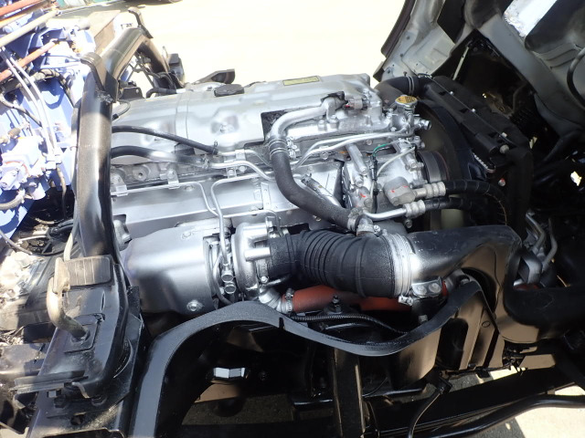 �G���W���^��:4M50 �r�C��:4.89L �R��:�y�� �^�[�{:����(150PS)