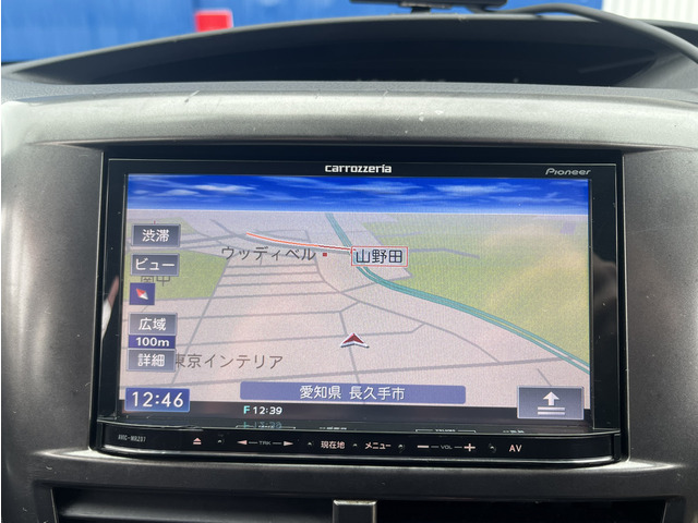 �p�C�I�j�A���̃������[�i�r����������Ă���܂��BDVD�Đ���Bluetooth�@�\�A�n�f�W�e���r�ɂ��Ή����Ă���܂��B�n�}�����₷���g���₷���i�r�Q�[�V�����ł��B