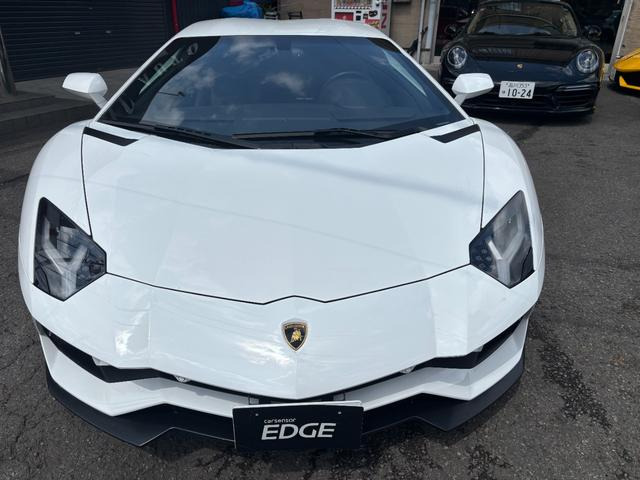 アヴェンタドールS 4WD