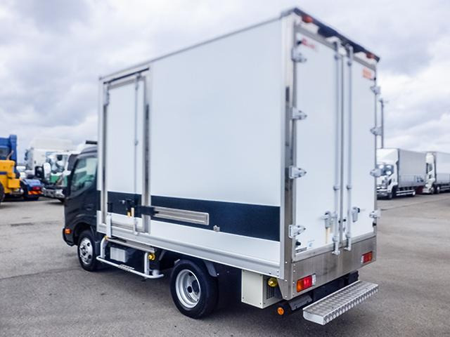 �ő�ύڗ�2,000kg