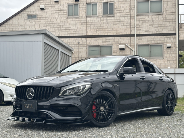 CLAクラスAMG CLA45 4マチック 4WD