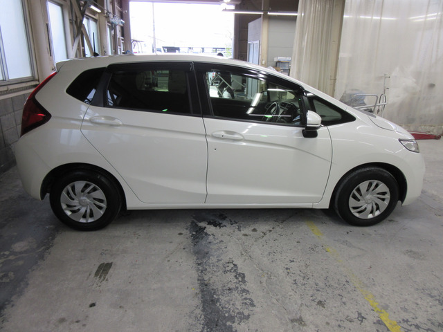 フィット1.3 13G Fパッケージ コンフォートエディション