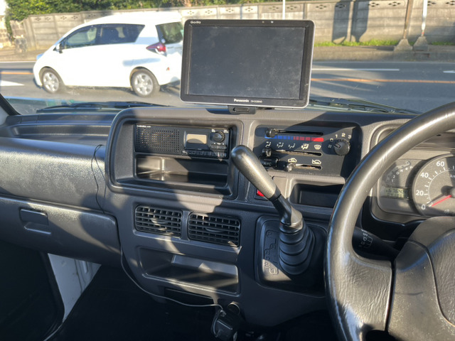 サンバートラックTB