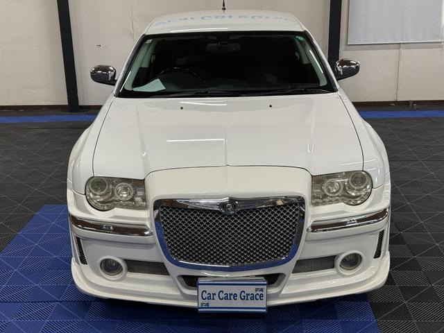 300C3.5