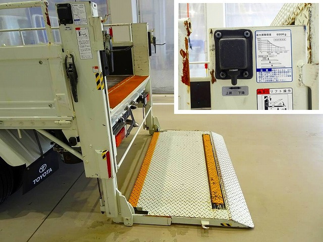 �����p���[�Q�[�g 600kg �g���^�ԑ�/UT16M050260 ��:85cm/�L����:70cm ��:152cm �J�[�g�X�g�b�p�[�t �����A�x��PG�X�C�b�`