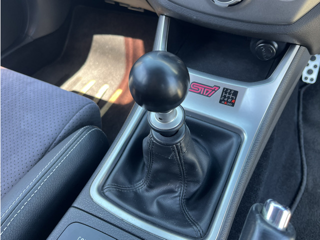 �����6���}�j���A�����ځB�V�t�g�̓�����ǂ����₷�����Ԃł��B�V�t�g�m�u�͈���₷���^�]���₷���ł���B�v�������}�j���A���Ԃ��y����ŉ������B