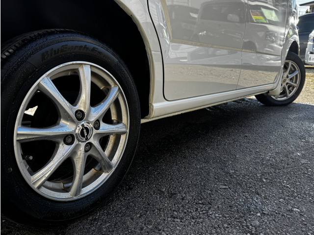 ���A���~�z�C�[���𑕒����Ă��܂������Ԃ��w�������ہA���s���ȓ_������Ǝv���܂����A�������炨�C�y�ɂ����k������!�ʓr���D�݂̃z�C�[���Ȃǂ���܂����炨�\���t������������