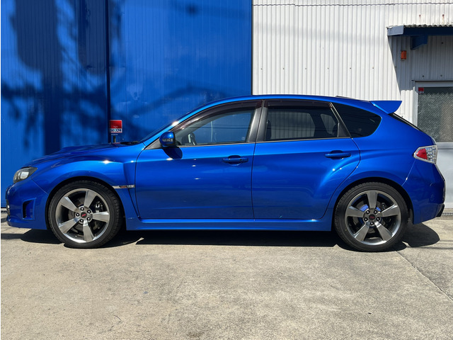 �z�C�[���͏���18�C���`�A���~�z�C�[���𓋍ځB���킹�ău�����{�u���[�L��ЊO�u���[�L���[�^�[�Ȃǂŕ�������Ă���܂��B������Ǝ~�܂�Ԃ͈��S���đ���܂��ˁB