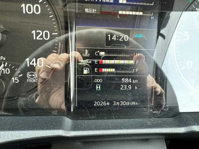 ���s�͖�600Km�ł��B