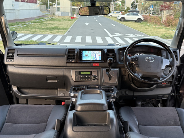 ハイエースバン3.0 スーパーGL ダークプライム ロング ディーゼル 4WD
