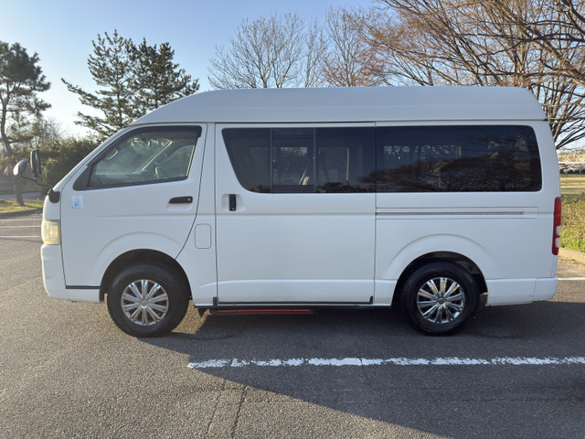 ���X�ł͒���I�Ȋ��C�A��w���łȂǃR���i�E�C���X�΍��O�ꂵ�Ă���܂�!���S���Ă����X���������B