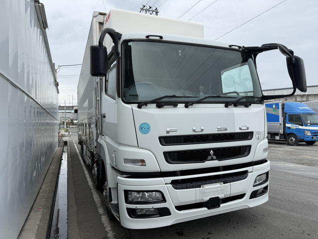 スーパーグレート冷蔵冷凍車