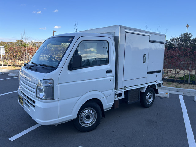 キャリイ低温冷凍車