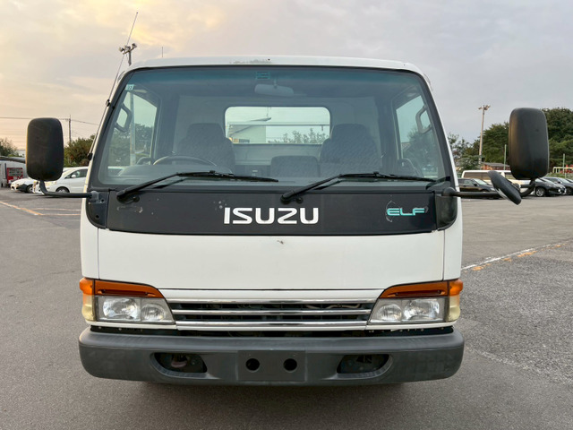 エルフ積載車