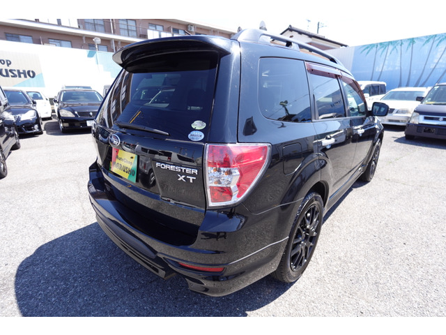フォレスター2.0 XT 4WD