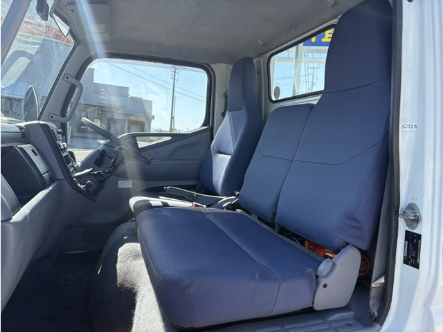 2970cc 2t 2�g�� ���{�f�B 5�� 5MT �f�B�[�[�� �ύ�2000Kg �p���[�E�C���h�E �ב����311&times;161 ���s32000K ���O���d�グ�ς�