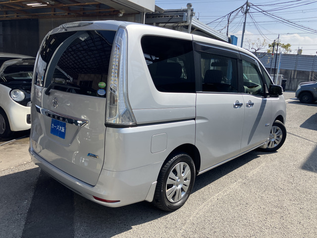 セレナ2.0 20X S-HYBRID