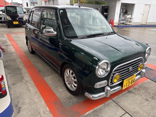 ミラジーノベース