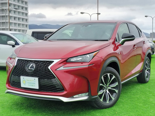 NX200t Fスポーツ 4WD