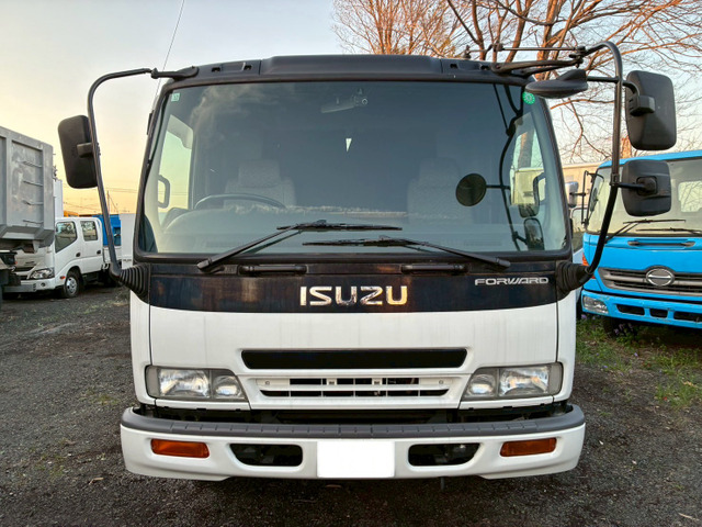 フォワードバキュームカー