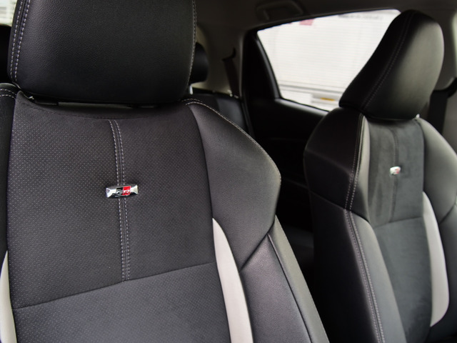 ヴィッツ1.5 GR スポーツ