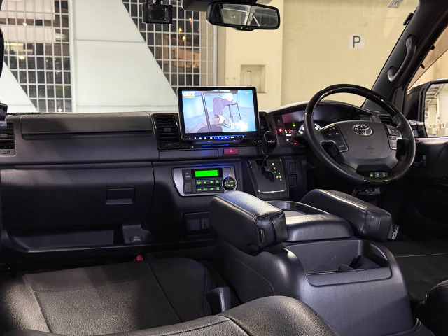 ハイエースバン2.8 スーパーGL ダークプライムII ロング ディーゼル 4WD