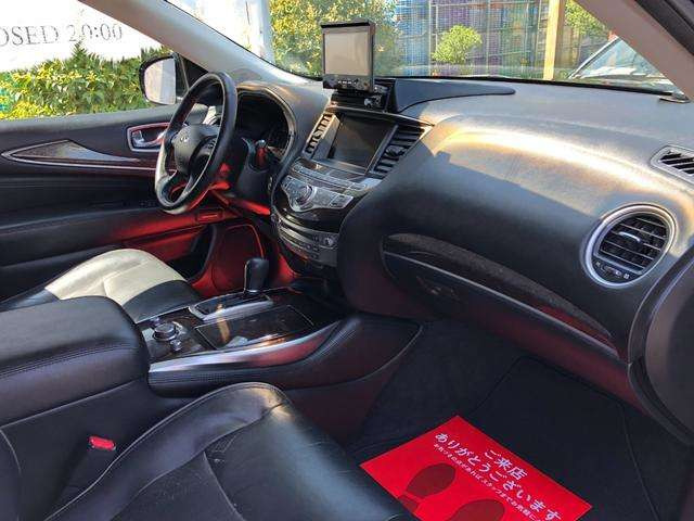 �����͍��v�ŉ^�]�ȁE����ȃV�[�g�q�[�^�[�����ō��ؓ����ł�!�։���!�n�f�W�Ή��J���b�c�F���ASD�i�r��DVD�r�f�I�EBluetooth�EAUX�ɂ��Ή�!�����}���`���j�^�[�ڐA��!�X�}�[�g�L�[!ETC