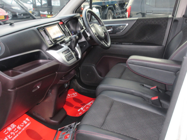 N-WGNカスタムG ターボパッケージ 4WD