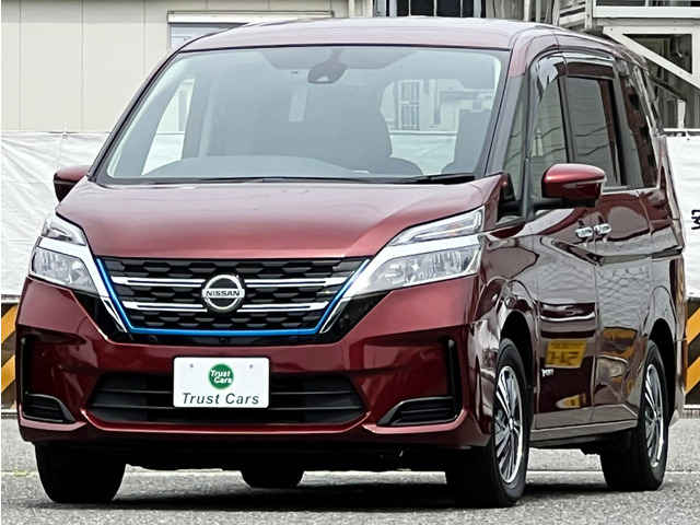 セレナ1.2 e-POWER XV