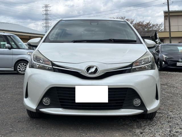 ヴィッツ1.3 F LEDエディション