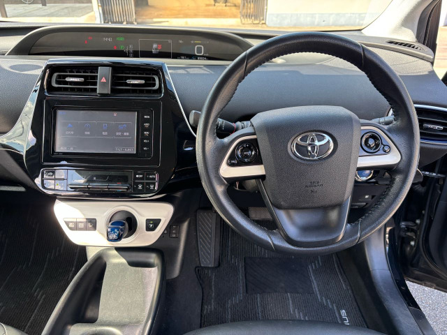 プリウス1.8 S ツーリングセレクション