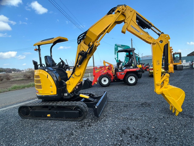 ヤンマーミニショベル