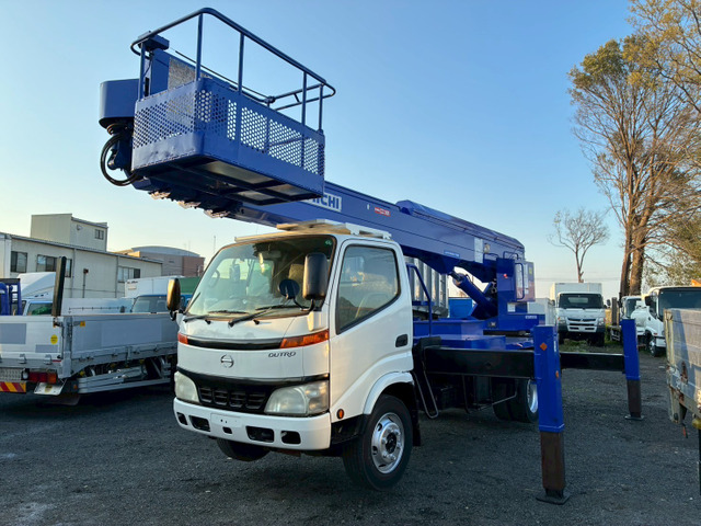 デュトロ高所作業車