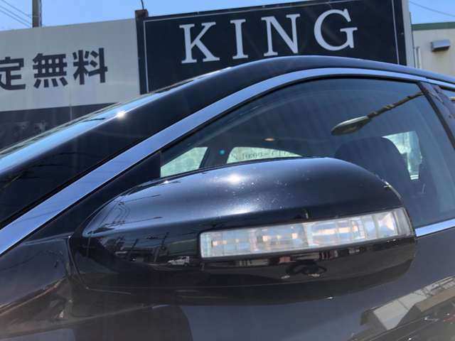 LED�E�B���J�[�~���[!