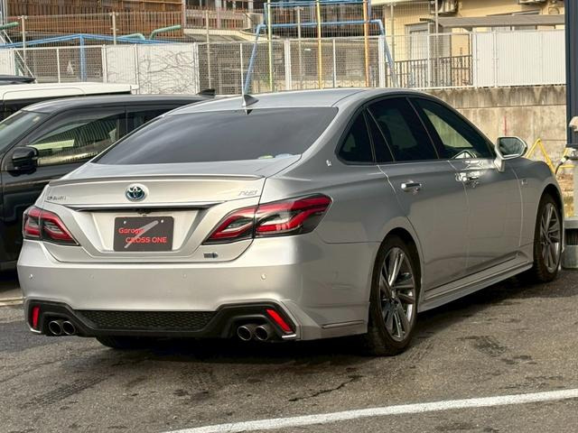 クラウンハイブリッド