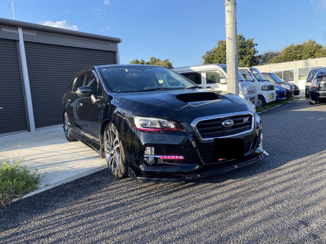 レヴォーグ1.6 GT 4WD