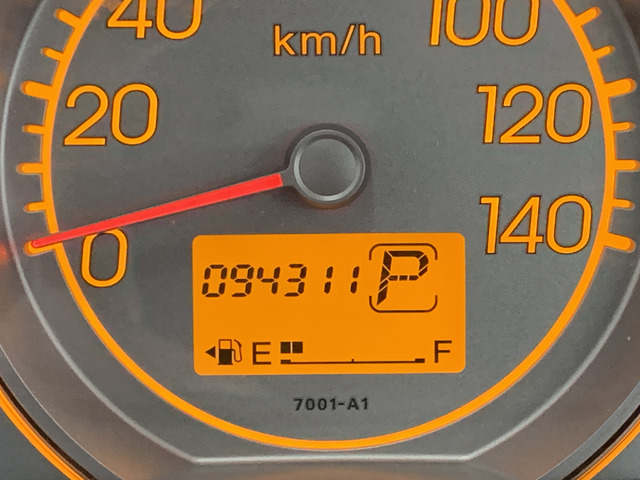 �[�ԑO�_���ł́A�G���W�����͂��ߑ����⑕���i�̓_�����X�^�b�t�����J�ɂ�点�Ē����܂��̂ň��S���ăJ�[���C�t�𑗂鎖���ł��܂�!