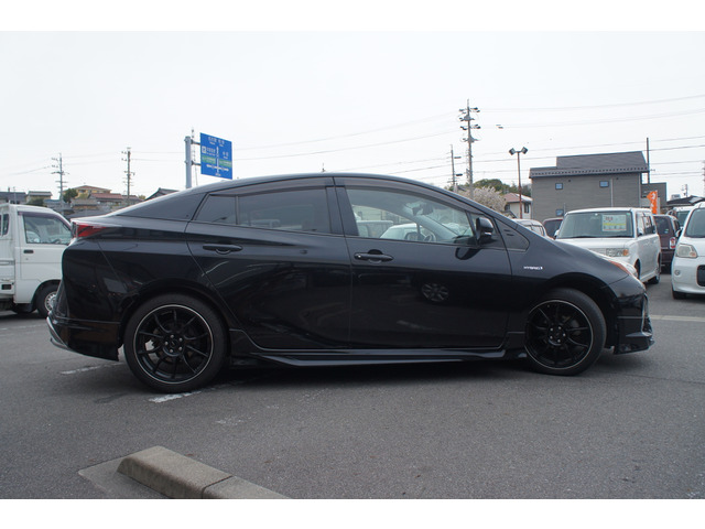 自動車保険ご相談ください!三井住友、あいおいニッセイ同和代理店☆見積もりします。保険担当が万が一の場合連携を取って敏速に対応します。代車、レンタカーもご用意しますのでご安心ください。