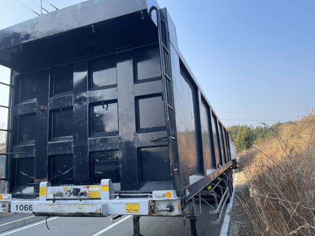 日本フルハーフトレーラー