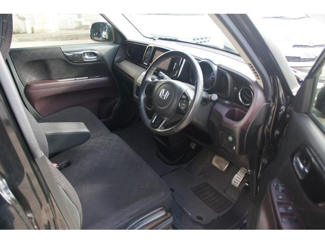 N-ONEプレミアム ツアラー Lパッケージ