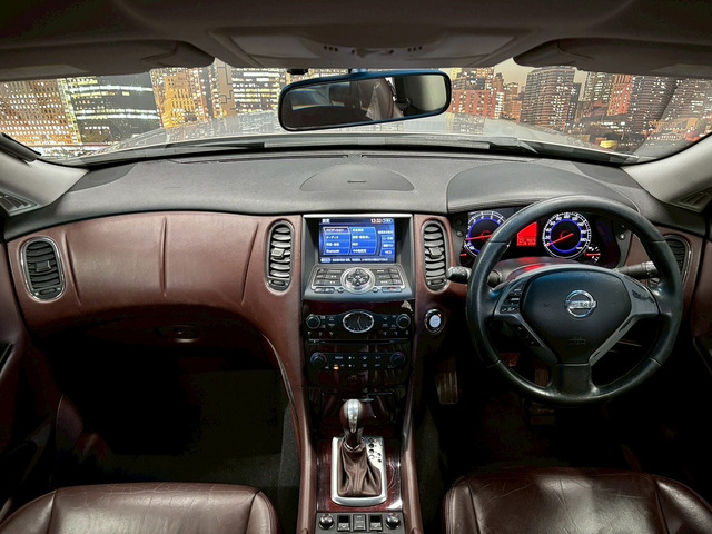 スカイラインクロスオーバー3.7 370GT タイプP