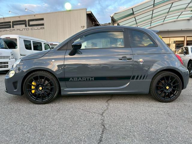 アバルト595コンペティツィオーネ パフォーマンス パッケージ II