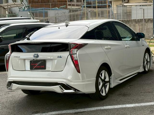 プリウス