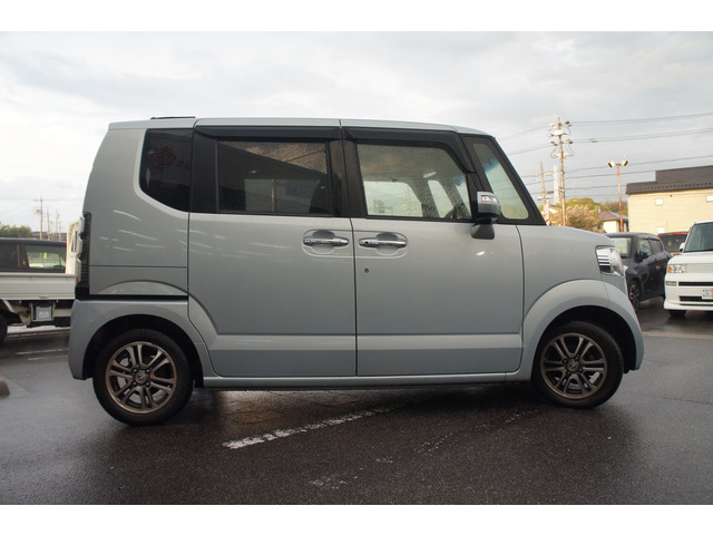 �����ԕی������k��������!�O��Z�F�A���������j�b�Z�C���a�㗝�X�����ς��肵�܂��B�ی��S����������̏ꍇ�A�g������ĕq���ɑΉ����܂��B��ԁA�����^�J�[�����p�ӂ��܂��̂ł����S���������B